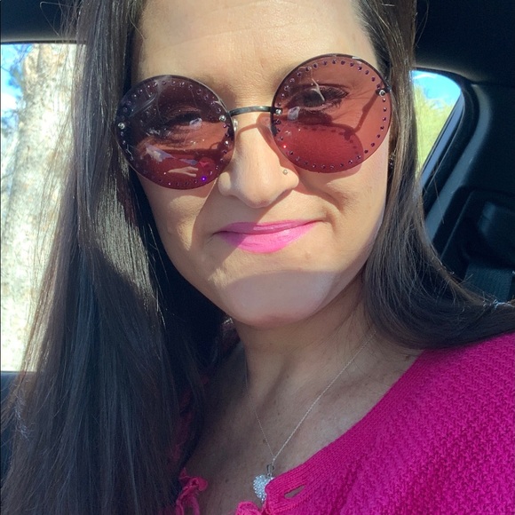 Meet your Posher, Trudy - Picture 7 of 16